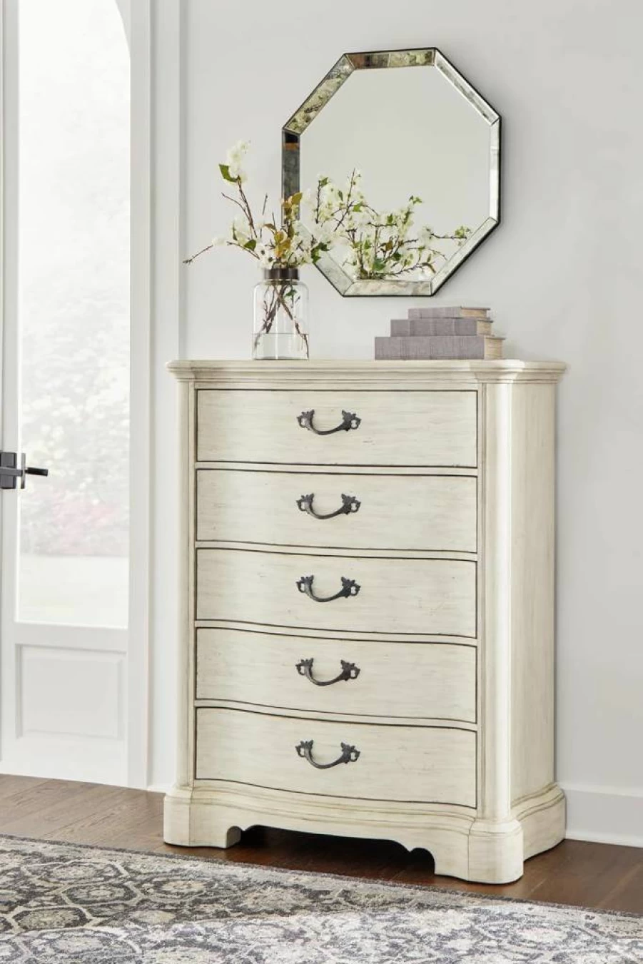 Signature Design by Ashley Arlendyne 9-Drawer Dresser with Felt-Lined Top, White Traditional Bedroom Chest
