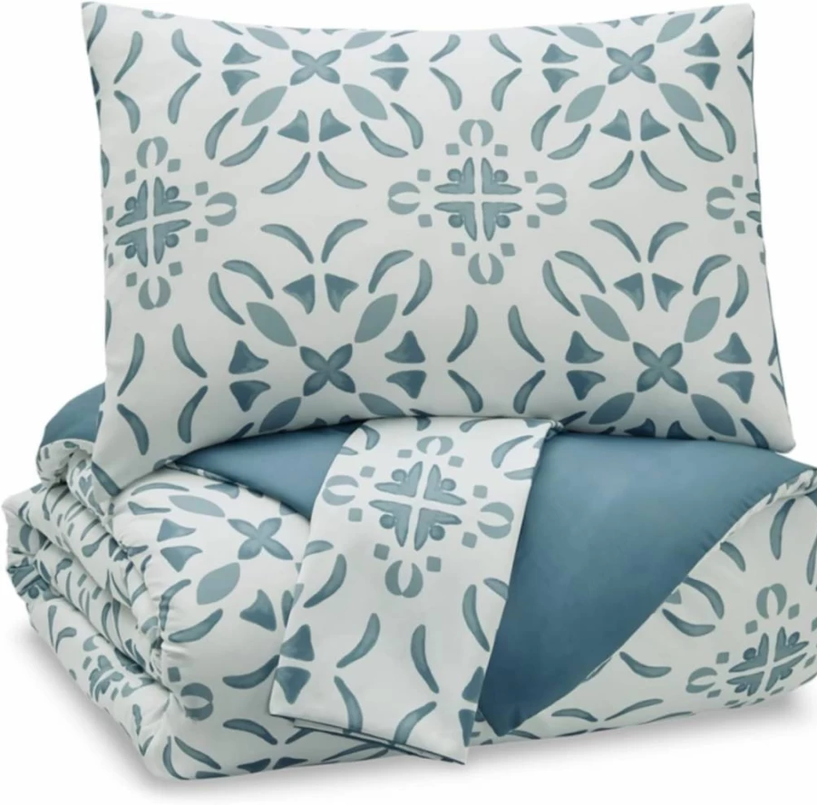 Signature Design by Ashley Adason King Size Comforter Set - Contemporary Floral Design, Soft Polyester Microfiber, White & Blue Bedding