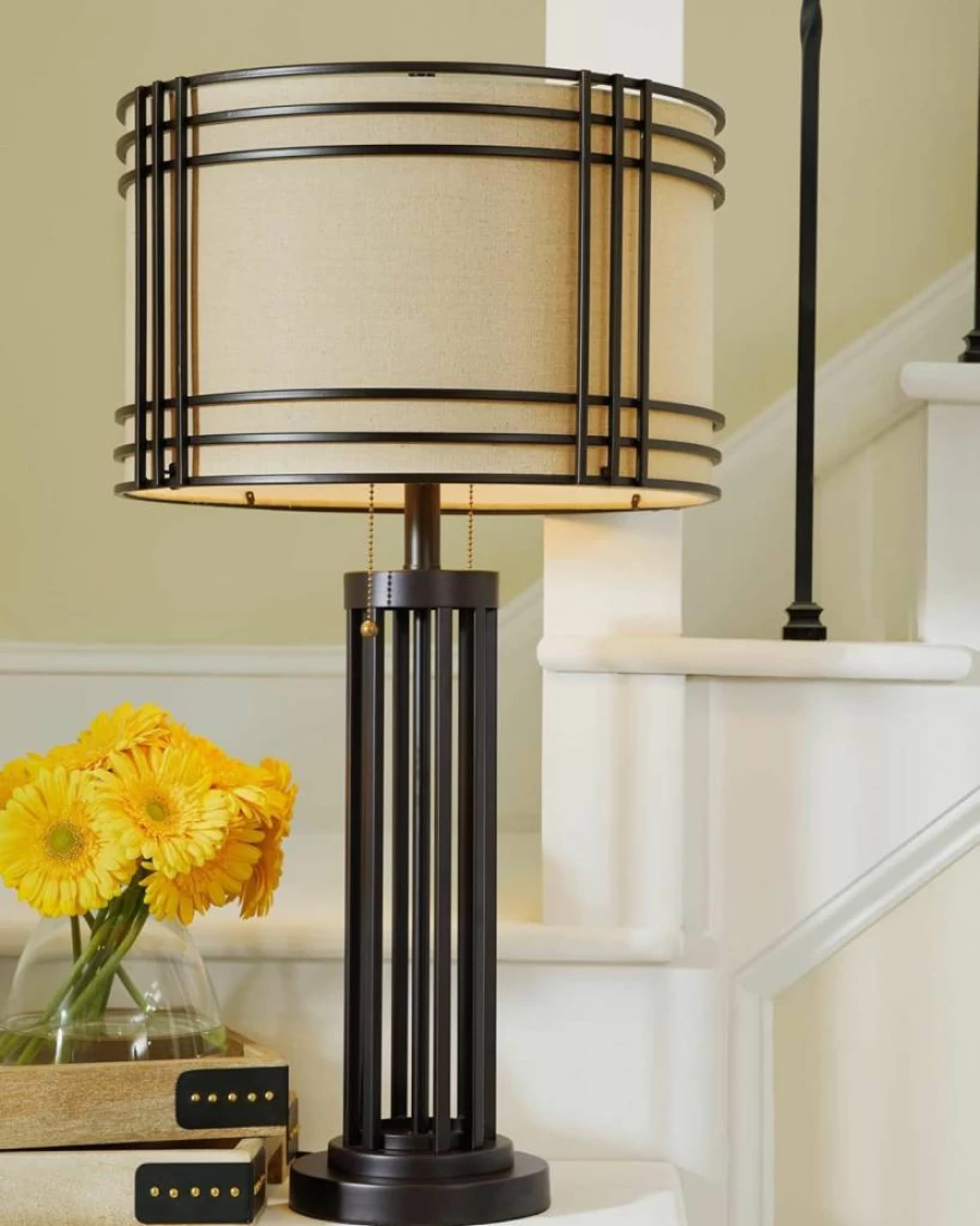 Signature Design by Ashley Hanswell 30-Inch Dark Brown Industrial Metal Table Lamp with Rustic Finish and Pull Chain
