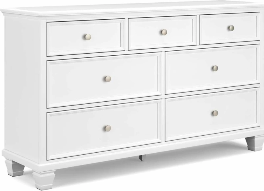 Signature Design by Ashley Danabrin 7-Drawer Traditional Dresser in Dark Brown for Bedroom Storage