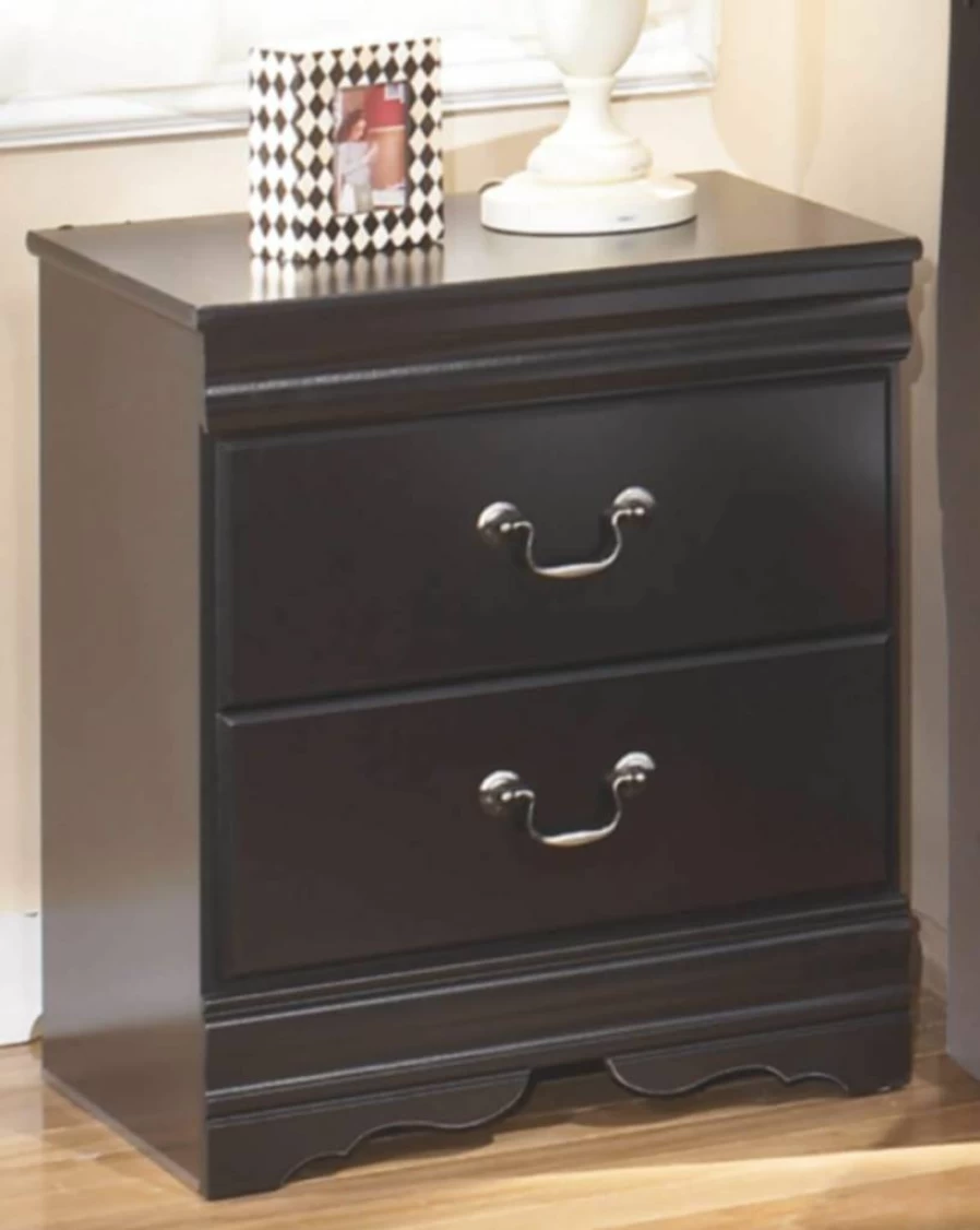 Signature Design by Ashley Huey Vineyard Traditional Nightstand - 2 Drawer Bedside Table, 24.45 Inch Height, Black Finish