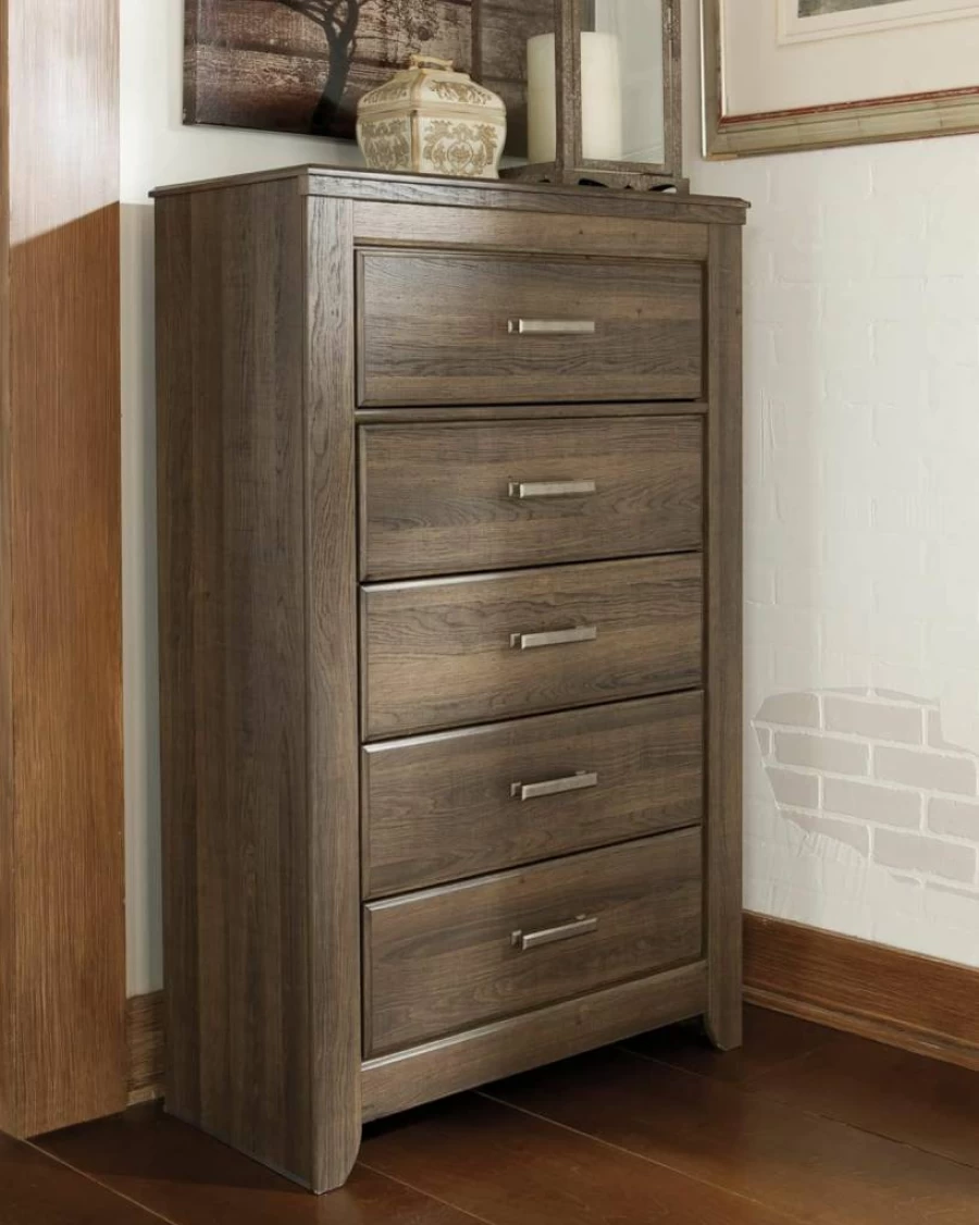 Signature Design by Ashley Juararo Rustic 5-Drawer Chest, Aged Dark Brown Dresser for Bedroom Storage