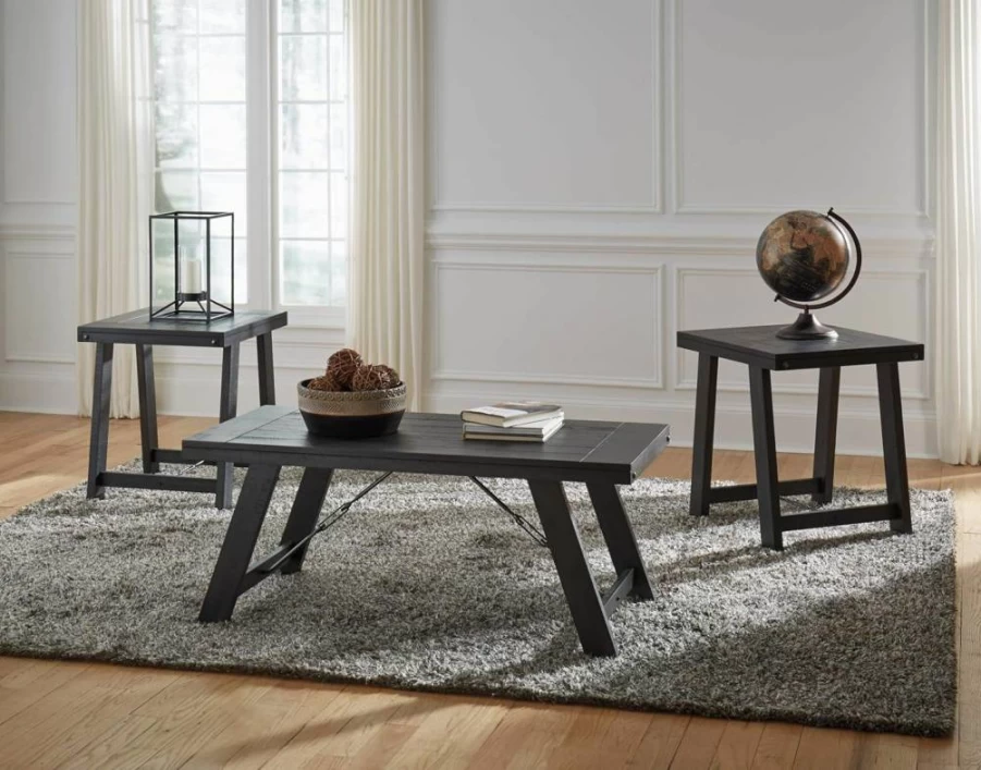 Signature Design by Ashley Carynhurst Farmhouse Coffee Table & 2 End Tables Set - Antique White 3-Piece Living Room Furniture