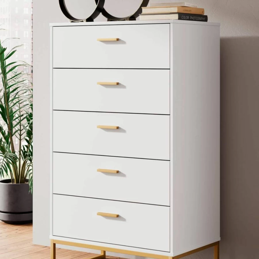Signature Design by Ashley Socalle 5-Drawer Dresser in Natural Beige - Modern Chest of Drawers for Bedroom Storage